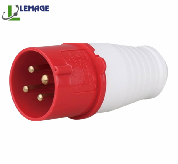LEMAGE PRISE 4 BROCHES IP44